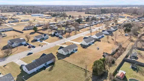 119 Annie Road Richlands NC 28574