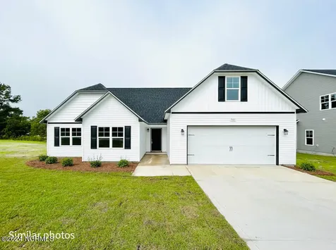 713 N Pebble Branch Court Holly Ridge NC 28445