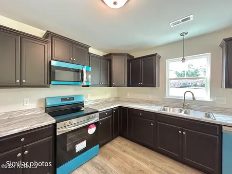 713 N Pebble Branch Court Holly Ridge NC 28445