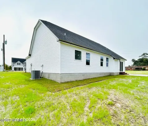 713 N Pebble Branch Court Holly Ridge NC 28445