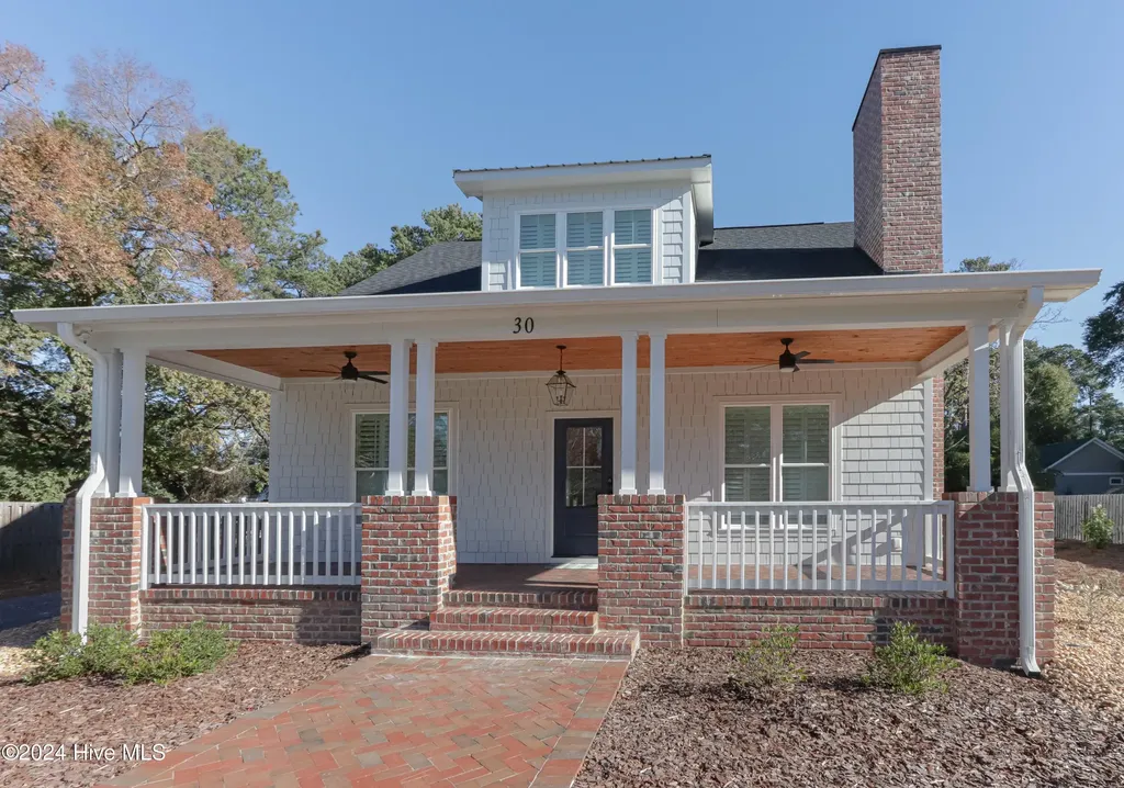 30 Medlin Road Pinehurst NC 28374