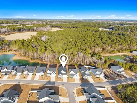 1222 Middle Crest Drive NE Bolivia NC 28422