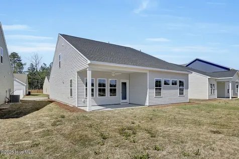 475 Galloping Foal Way SE Bolivia NC 28422