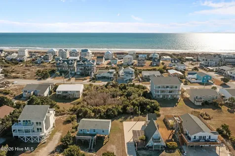 109 Robin Avenue Atlantic Beach NC 28512