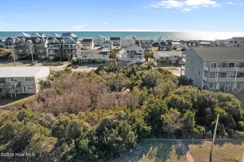 109 Robin Avenue Atlantic Beach NC 28512