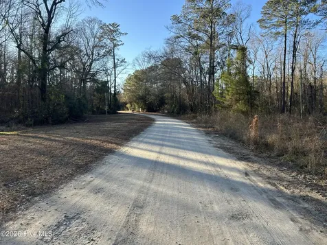 65 Old Blakes Bridge Road Burgaw NC 28425