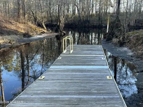 65 Old Blakes Bridge Road Burgaw NC 28425