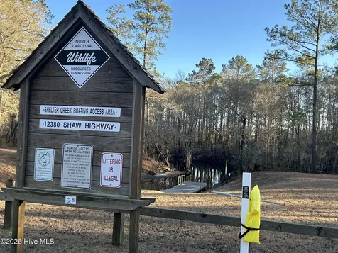 65 Old Blakes Bridge Road Burgaw NC 28425