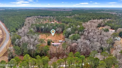 65 Old Blakes Bridge Road Burgaw NC 28425