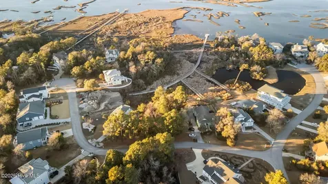 9806 Clarendon Drive Emerald Isle NC 28594