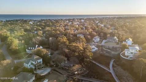 9806 Clarendon Drive Emerald Isle NC 28594