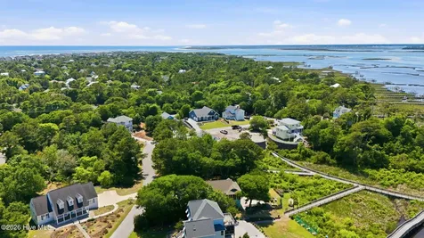 9806 Clarendon Drive Emerald Isle NC 28594
