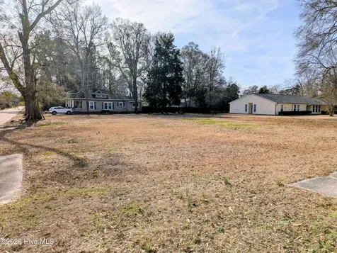 222 E Columbus Street Whiteville NC 28472