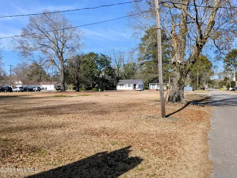 222 E Columbus Street Whiteville NC 28472