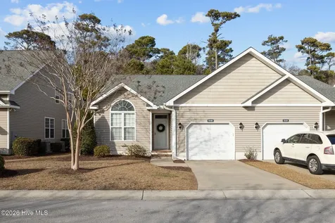 514 B Village Green Drive Morehead City NC 28557