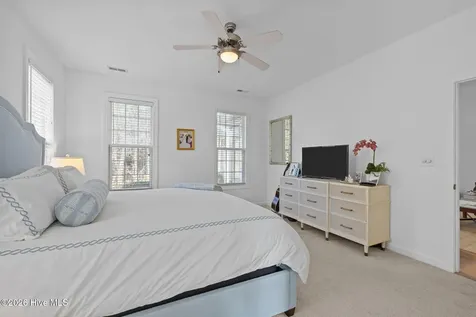 514 B Village Green Drive Morehead City NC 28557