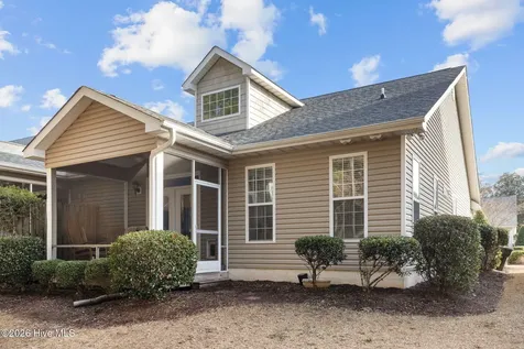 514 B Village Green Drive Morehead City NC 28557