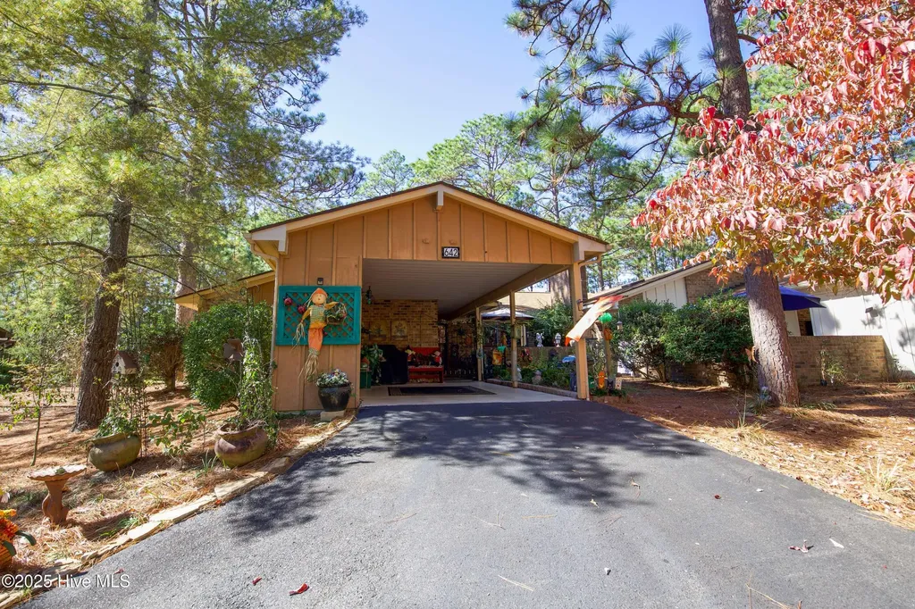642 Redwood Drive Southern Pines NC 28387