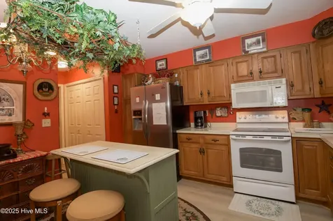 642 Redwood Drive Southern Pines NC 28387