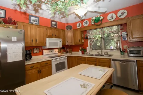 642 Redwood Drive Southern Pines NC 28387