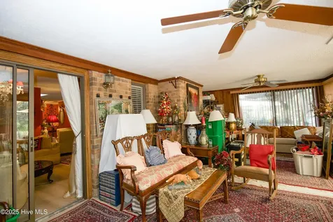 642 Redwood Drive Southern Pines NC 28387