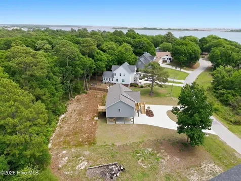 1058 Chadwick Shores Drive Sneads Ferry NC 28460