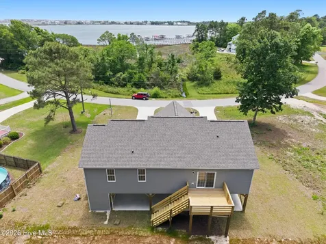 1058 Chadwick Shores Drive Sneads Ferry NC 28460