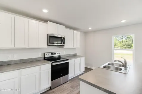 1518 E White Egret Lane NE Bolivia NC 28422