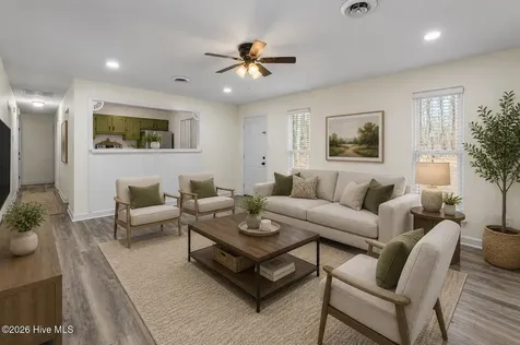 329 Lakewood Drive Jacksonville NC 28546