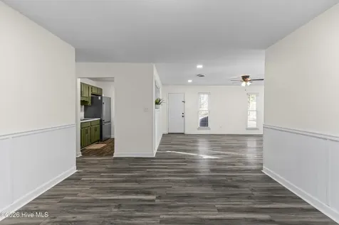 329 Lakewood Drive Jacksonville NC 28546