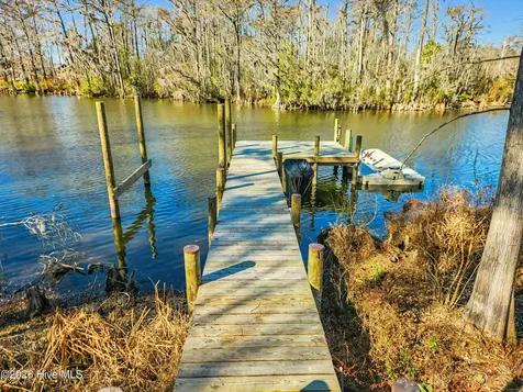 36 Pilot Court Hertford NC 27944