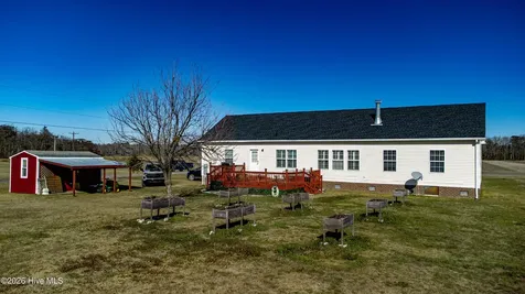 654 Muddy Creek Road Hertford NC 27944