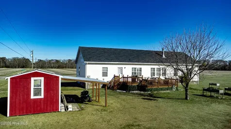 654 Muddy Creek Road Hertford NC 27944