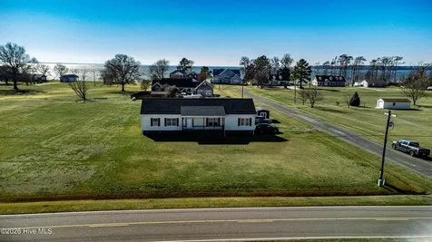 654 Muddy Creek Road Hertford NC 27944