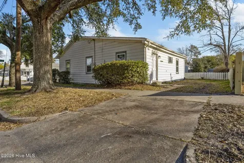 1402 Wooster Street Wilmington NC 28401