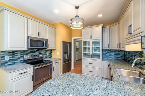 1805 Trey Court Wilmington NC 28403