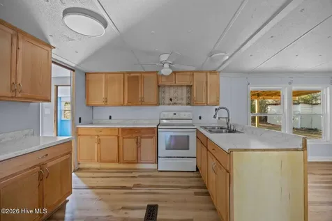 245 Baker Drive SW Supply NC 28462