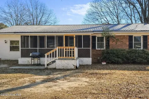 5125 Gainor Avenue Battleboro NC 27809