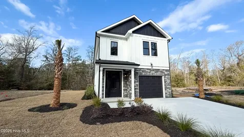 21 Little Creek Road Castle Hayne NC 28429