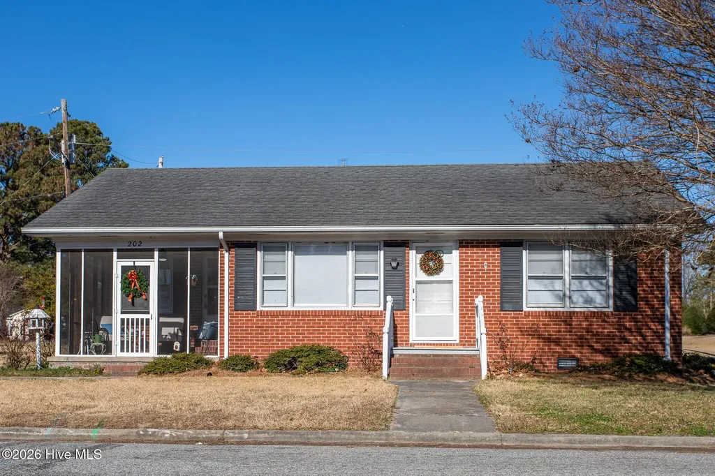 202 Phillips Street Hertford NC 27944