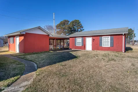 202 Phillips Street Hertford NC 27944