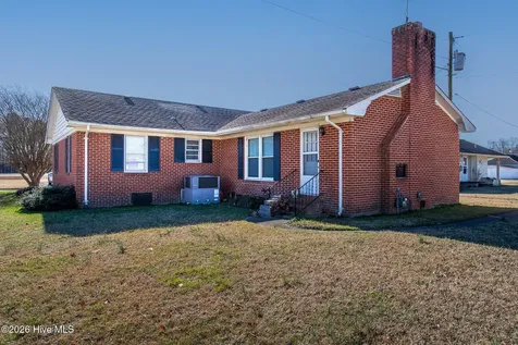 202 Phillips Street Hertford NC 27944