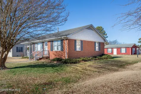 202 Phillips Street Hertford NC 27944