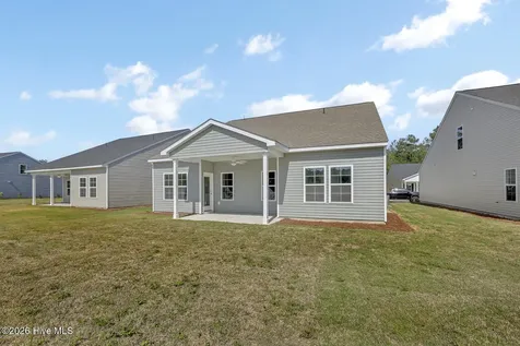 479 Galloping Foal Way SE Bolivia NC 28422