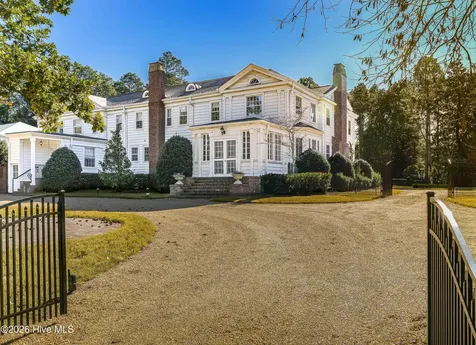 12 E Barrett Road Pinehurst NC 28374