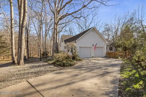 4802 Seterra Bend Durham NC 27712