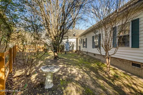 4802 Seterra Bend Durham NC 27712
