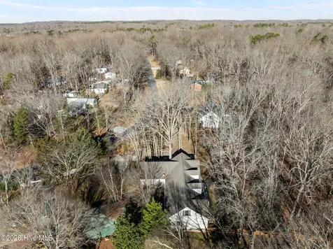 4802 Seterra Bend Durham NC 27712