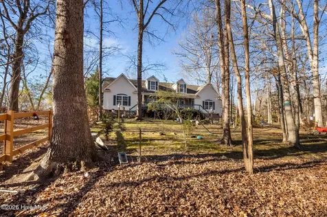 4802 Seterra Bend Durham NC 27712