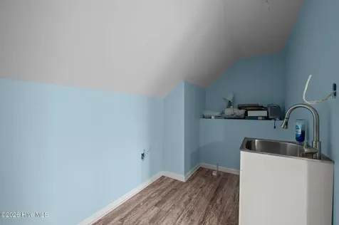 4802 Seterra Bend Durham NC 27712